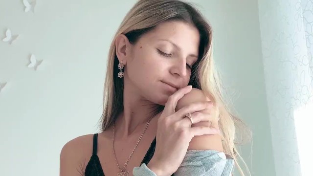 Gina Gerson is playing with her puppy and her pussy 16