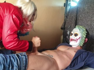 Candycherry7: Harley Quinn Makes A Footjob To The Joker!