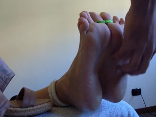 Bound Barefoot Tickling - Free Feet Tied Tickled Porn Videos (196) - Tubesafari.com