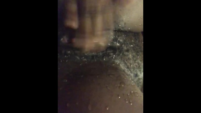 Wet pussy sound and squirt 10