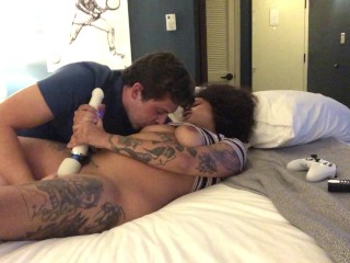 tattooed girl hotel room finger fuck with big realorgasm