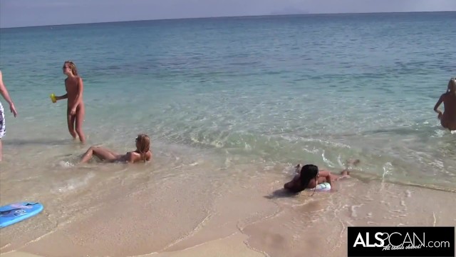 Six Horny Lesbians Go At It On A Public Beach - Bibi Noel, Franziska Facella, Kacey Jordan, Sara Jaymes