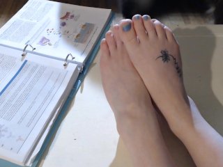 Painting Toes