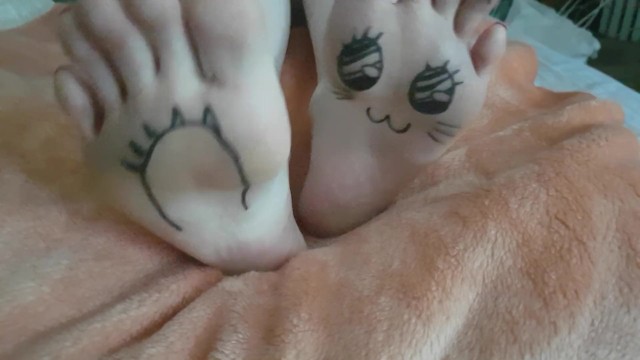 Pale Japanese Porn Videos - Kawaii Japanese Girl Plays with her Painted Pale Feet - Pornhub.com
