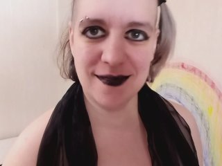 Goth Girlfriend Wants To Fuck