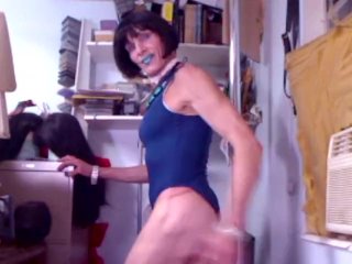 Steaming 67Yr Milf Tranny Alexandria Shows Muscle Size Progress+Weight Lift
