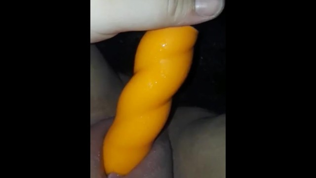 Clean pussy and a toy 26