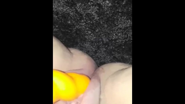 Clean pussy and a toy 3