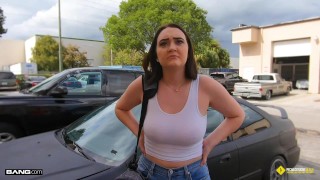 Natural Busty Teen Fucks Her Car Mechanic On The Side Of The Road