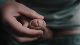 Pulsating White Uncut Dick In 4K