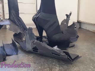 6 inch high heels makes my_box flat