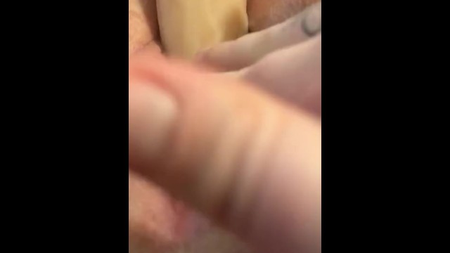 CLOSEUP BABE DILDO AND ORGASM SOAKING WET PUSSY 10