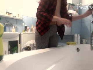 Big Tits Lena Downblouse While Cleaning Bathtube
