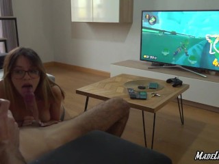 Busty teen fucksme while I play Nintendo Switch - BLOWJOB part 1