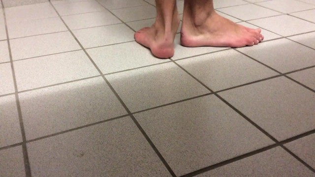 640px x 360px - handsome Feet in Collage Showers - Pornhub.com