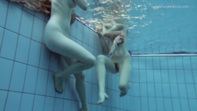 Anna Netrebko and Lada Poleshuk underwater lesbos