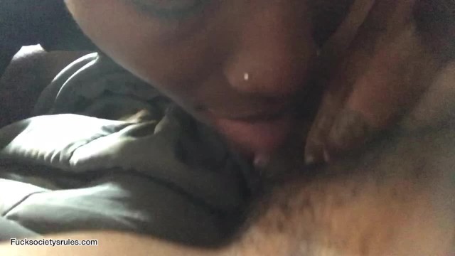 Slurping on the Pussy close up 