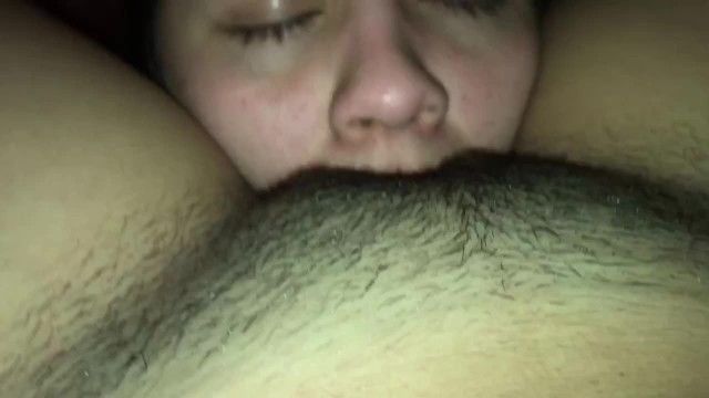 SEXY GREEN EYED LESBIAN EATS HER MOANING GIRLFRIENDS WET PUSSY 