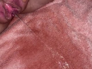 Wet Pussy Pissing With Squirts