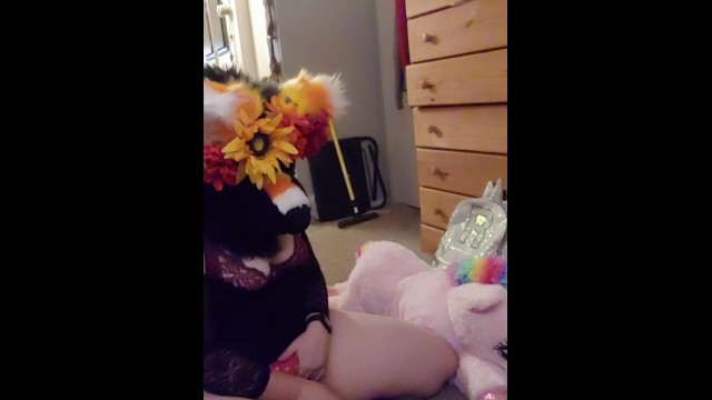 Hex gets off with a magic wand while stuffy humping 16