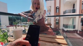In The Public Cafe A Sexy Blonde Plays A Pussy Sex Toy