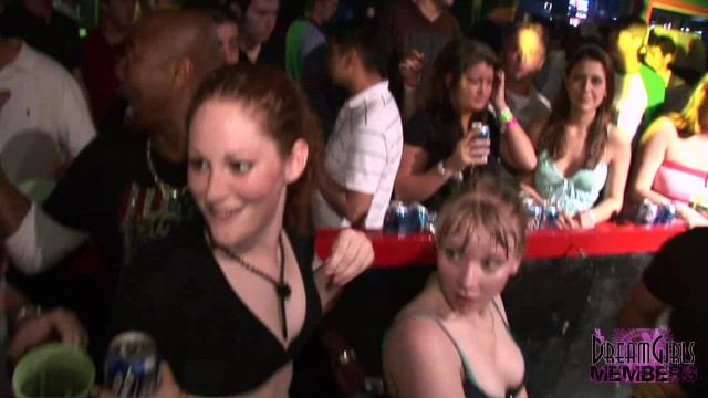 Ass Grinding & Titty Shaking At Spring Break In Texas 12