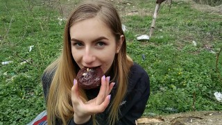 Eating cookie with sperm public park deepthroat blowjob and new sex toy