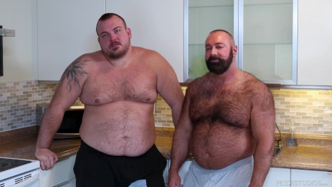 mature hot bear gay men video