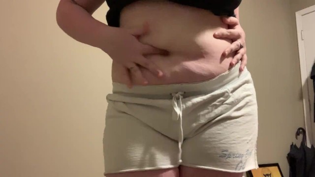Belly Play with Lotion Before Bed 2