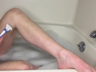 Myra Takes a_Bath and_Shaves Her Legs. - ASMR