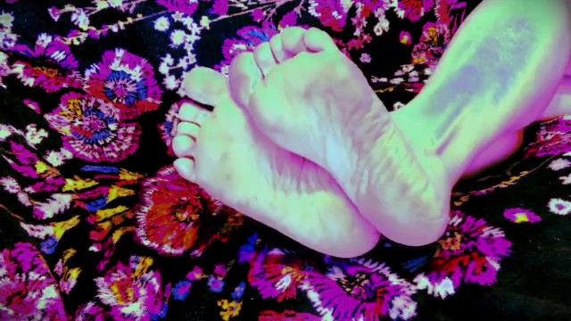 Amateur;BBW;Feet;Exclusive;Verified Amateurs;Old/Young;Solo Female;Romantic feet-fetish, foot-fetish, acid-trip, acid-trip-pmv, get-high, get-high-fuck, lets-get-high-fuck, lick-my-toes-slave, lick-my-toes, lick-my-soles, lick-my-soles-slave, bbw, sexy-feet, sexy-legs, eat-me-out-daddy, foot-model