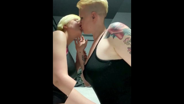 Hot Young Lesbian Babes Lick And Suck Assholes Eagerly