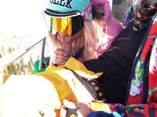 She Suck Dick in the Lift at the Ski Resort —_Public Blowjob Amateur Couple