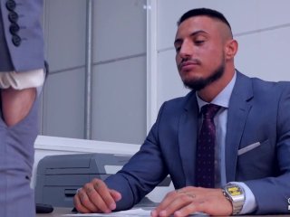 Klein Kerr Fuck Lukas Daken To Win The Competition At The Office