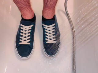 PISSING MY SHORTS AND BLUE VANS BEFORE TAKINGA SHOWER