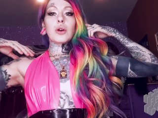 Tatoed Sexy Mistress Fetish Dolly In Latex Mesmerizing You To Be Her Slave