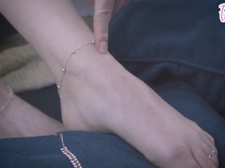 Foot Jewelry - Free Anklets Porn Videos (106) - Tubesafari.com
