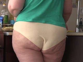 bbwhousewife in the kitchen in panties and slippers