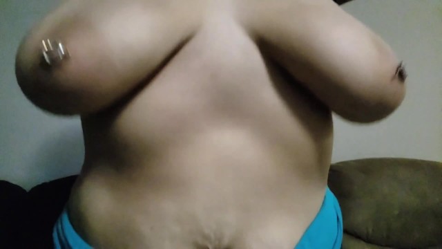 bouncing titties