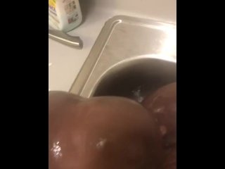 Washing My Newest Love