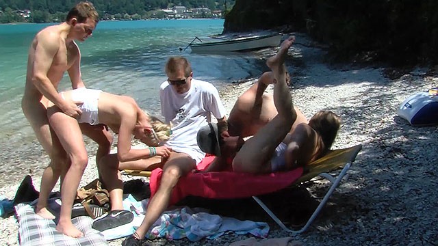 Public Beach Group - Public Family Therapy Beach Orgy - Pornhub.com