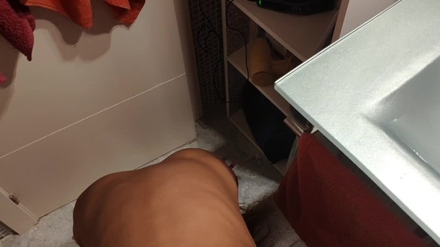 bathroom, voyeur, black girl in the shower, perfect ass in toilet 15