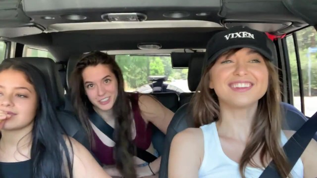 Riley Reid XXX Vlog - Abbie Maley, Riley Reid, Ryan Reid