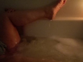 Late Night Self Care:BBW MILF takes a bathand gets off