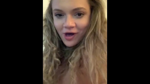 Swaggy’s Sexy Striptease 44