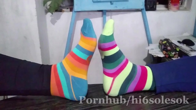 Almost Footsie, twogirls compare socks