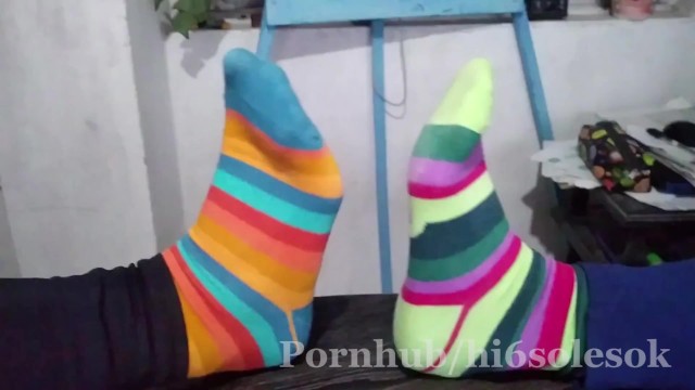 Almost Footsie, twogirls compare socks
