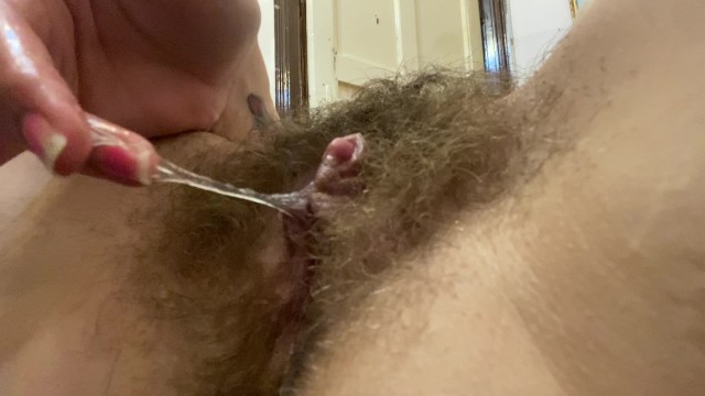Amateur Hairy Pussy Threesome