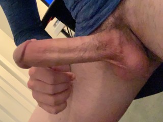 QUICK AND INTENSE MORNING JERK OFF IN BED! (8 INCH DICK) SOLO MALE MASTURBATION MUSCLE STUD