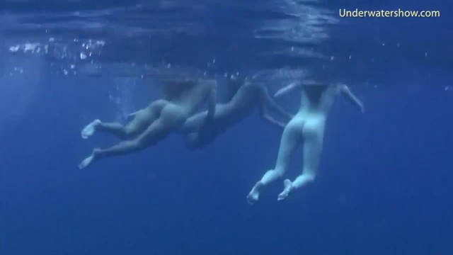 3 Hot Girls swim and have fun in the sea